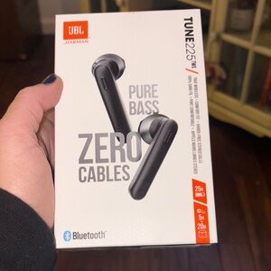JBL Tune 225TWS True Wireless Earbuds - Black